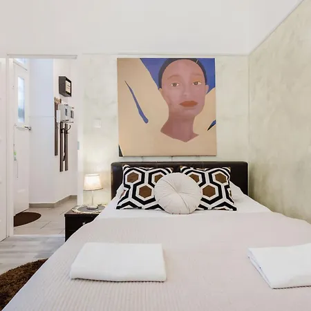 Dohany Synagogue Elegant 2br 2bath & Balcony アパート ブダペスト