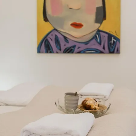 Apartament Dohany Synagogue Elegant 2br 2bath & Balcony *
