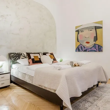 Apartament Dohany Synagogue Elegant 2br 2bath & Balcony *