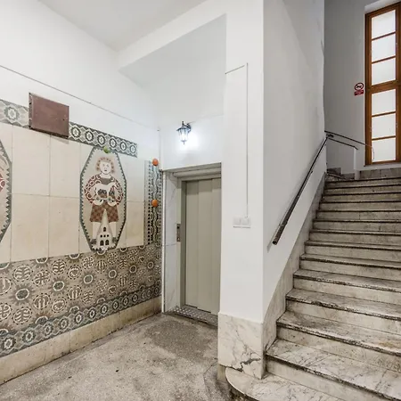 Dohany Synagogue Elegant 2br 2bath & Balcony アパート *