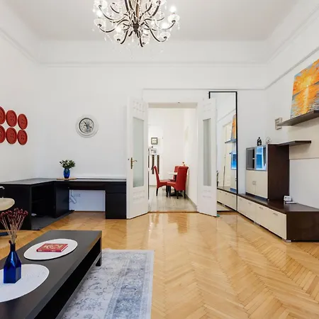 Dohany Synagogue Elegant 2br 2bath & Balcony 부다페스트